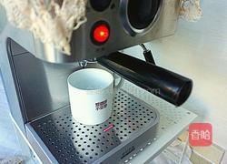 自制卡布奇诺咖啡的做法图解2