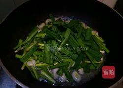 韭菜炒蚕豆的做法图解11