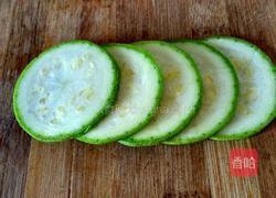 香煎角瓜片的做法图解1