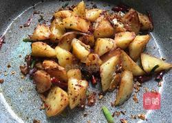 孜然香辣土豆块的做法图解10