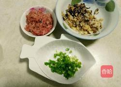 墨鱼干瘦肉粥的做法图解2