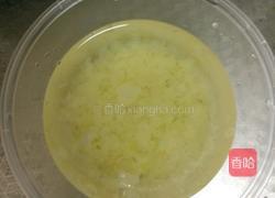 桃胶银耳莲子百合赤小豆羹的做法图解2