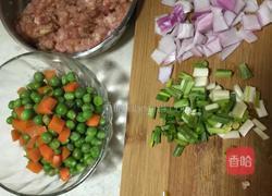 肉末炒雜蔬的做法圖解1