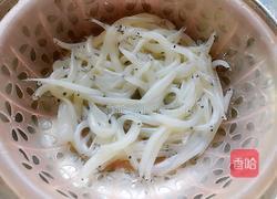 银鱼鸡蛋汤的做法图解1