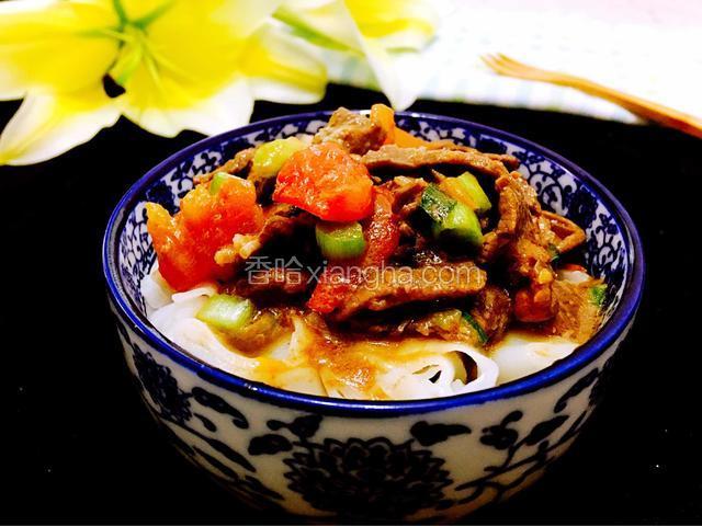 番茄牛肉氹仔粉