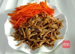 黄花菜炒肉丝的做法图解2