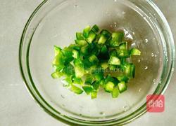 蔬菜炒饭的做法图解2