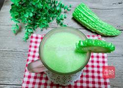 刮脂减肥苦瓜汁的做法图解1