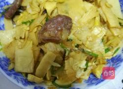 腊肠炒春笋的做法图解6