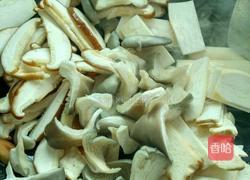 蒜香三菇烩的做法图解8