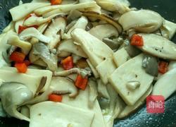 蒜香三菇烩的做法图解9