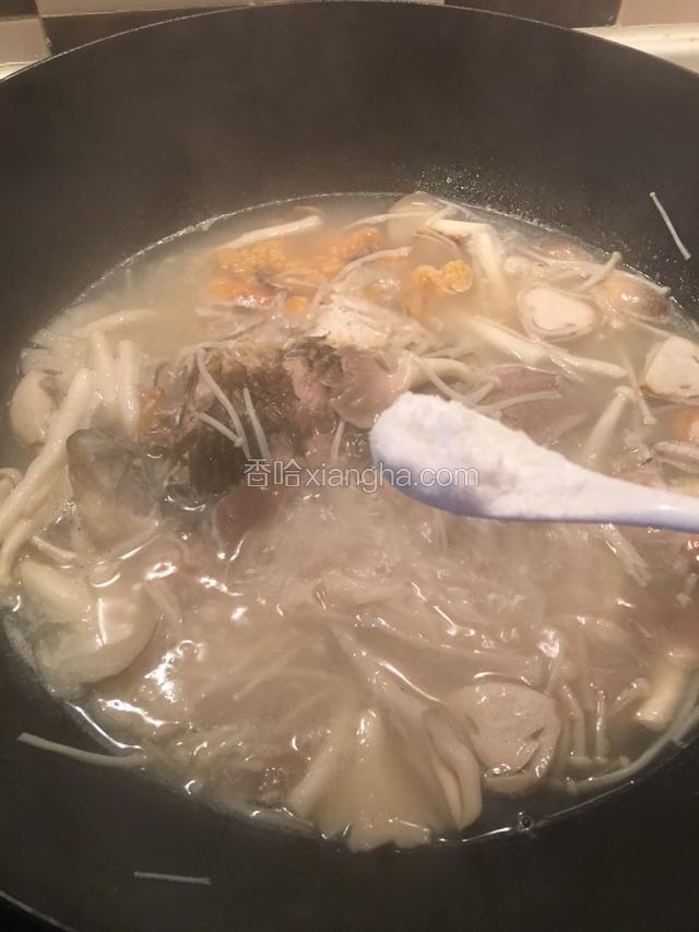 最后加盐调味，即可