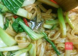 青菜炒河粉的做法图解9