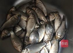 小鱼熬豆的做法图解2