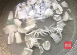 西蓝花炒鱿鱼的做法图解11