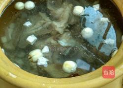 茯苓茨实山药莲子脊骨汤的做法图解8