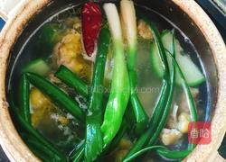 牛腩炖萝卜的做法图解10