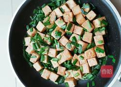 豆腐系列之韭菜烧豆腐的做法图解5
