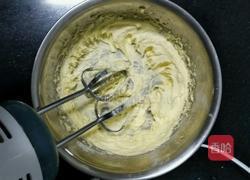 纸杯马芬蛋糕的做法图解3