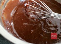 巧克力草莓布朗尼蛋糕的做法图解2
