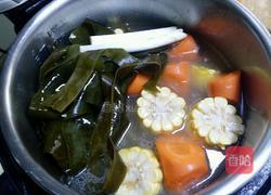 排骨玉米海带汤的做法图解4