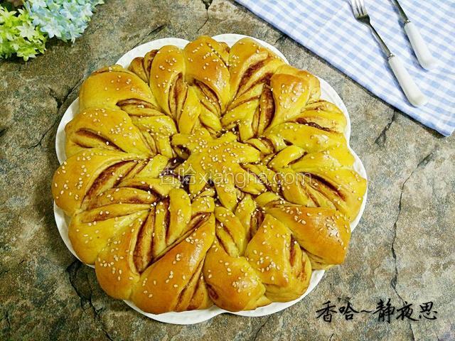 花型豆沙面包