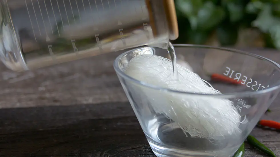 粉丝用冷水泡软