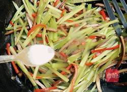 莴笋炒茶干的做法图解8