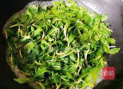 马兰头拌香干的做法图解2