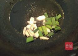 猪头肉扒白菜的做法图解2