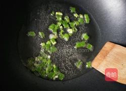 炒三丁的做法图解2