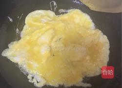 西葫芦炒鸡蛋的做法图解4