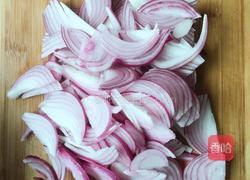 木耳拌紫皮洋葱的做法图解4