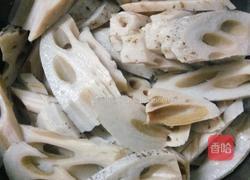 莲藕炒肉的做法图解3