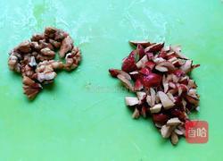 核桃红枣花生米糊的做法图解1