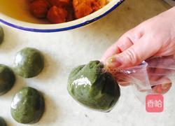 蛋黄肉松青团的做法图解7