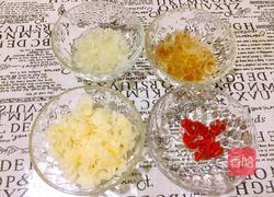 皂角米桃胶银耳汤的做法图解3