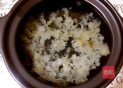 皂角米桃胶银耳汤的做法图解5
