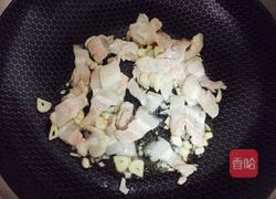 五花肉炒辣白菜的做法图解4