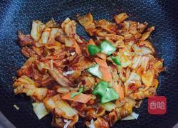 五花肉炒辣白菜的做法图解7