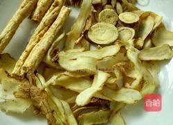 沙参玉竹麦冬猪骨汤的做法图解1