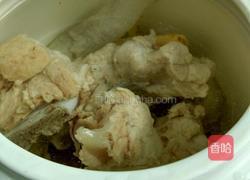 沙参玉竹麦冬猪骨汤的做法图解5