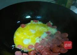 木耳黄瓜炒鸡蛋的做法图解2