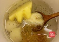 桃胶奇亚籽水果羹的做法图解5