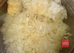 银耳肉片的做法图解1