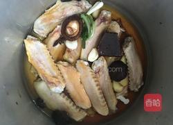 简单易操作的酱香鸭翅的做法图解4