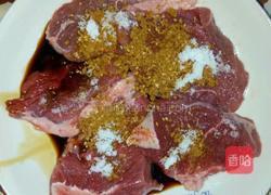 煎牛扒的做法图解3