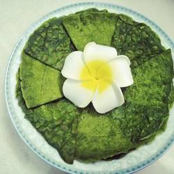 菠菜汁鸡蛋饼的做法[图]