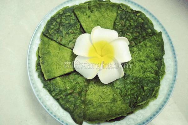 菠菜汁鸡蛋饼