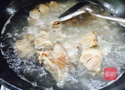 莲藕排骨汤的做法图解6